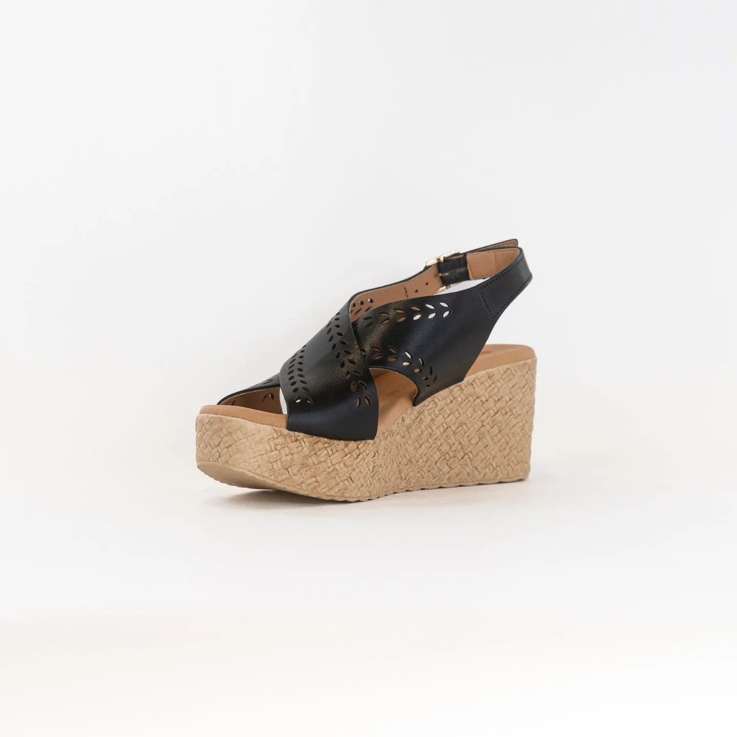 Eric Michael Bobbie (Women's) Light Look