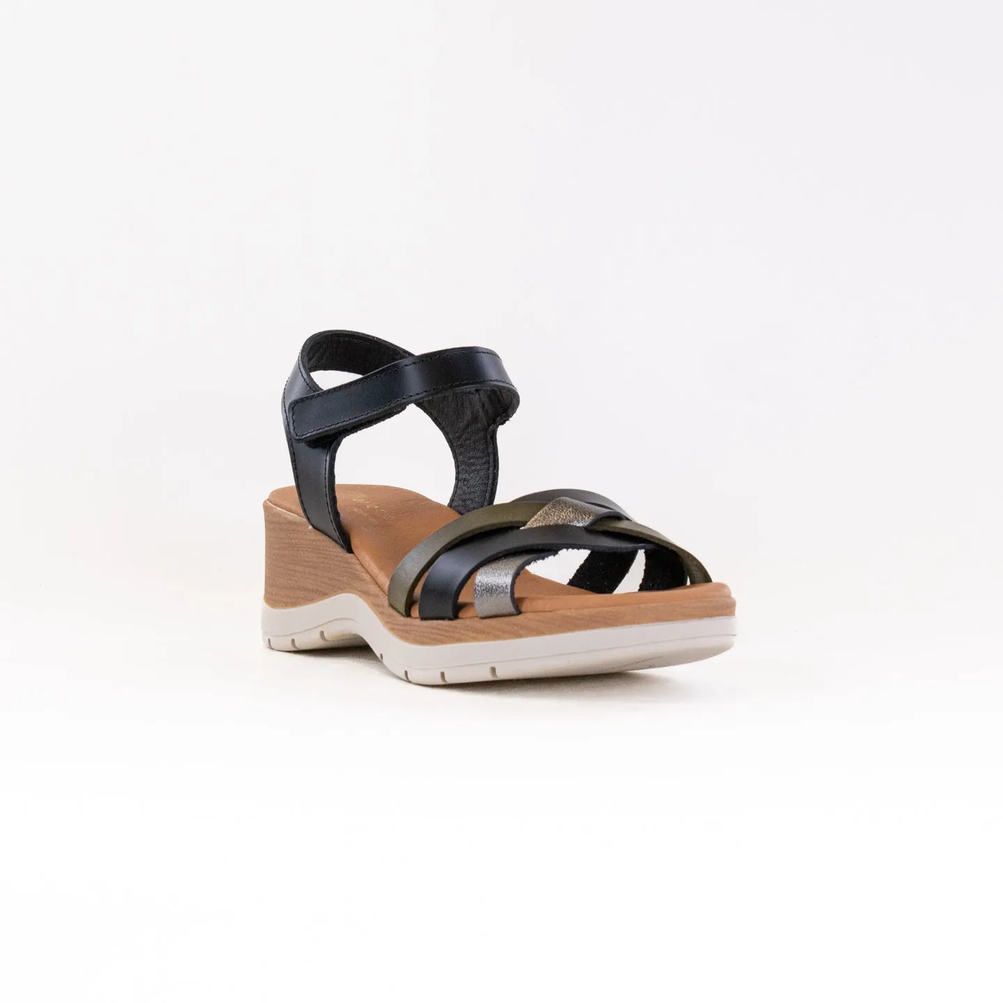 Eric Michael Lyla (Women's) - Black Quick Cool