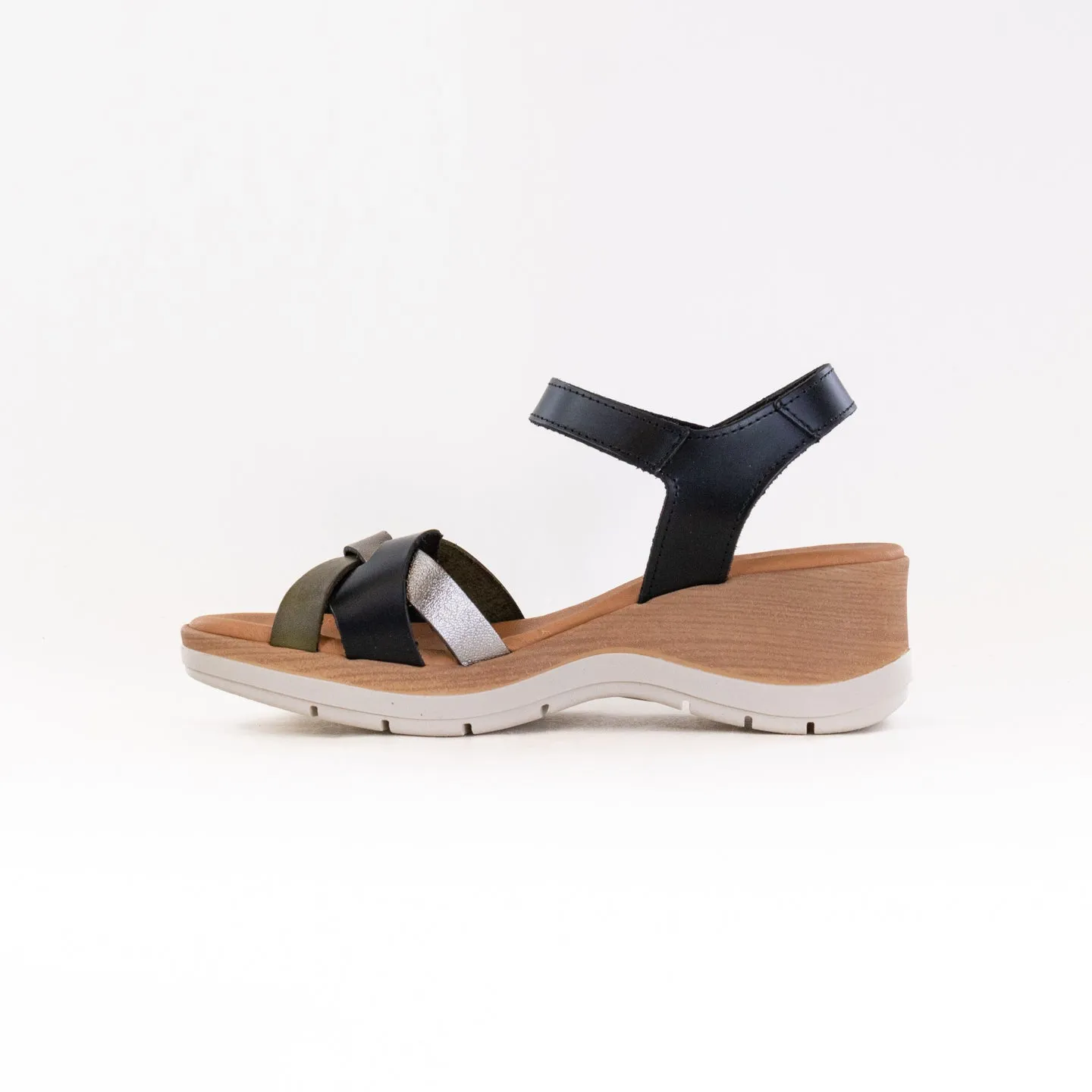 Eric Michael Lyla (Women's) - Black Cool Walk