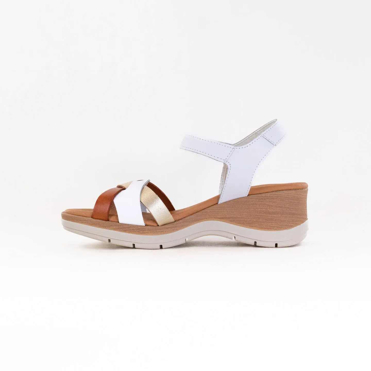 Eric Michael Lyla (Women's) - White Lounge Fit