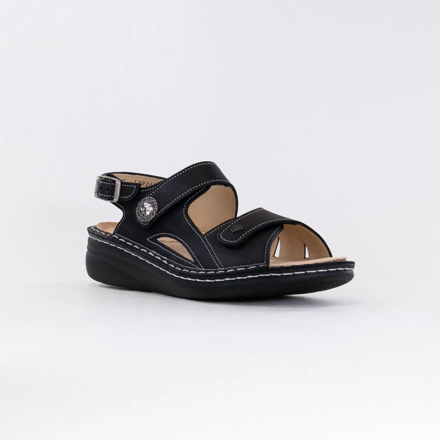 Finn Comfort Barbuda (Women's) - Black Grounded Feel