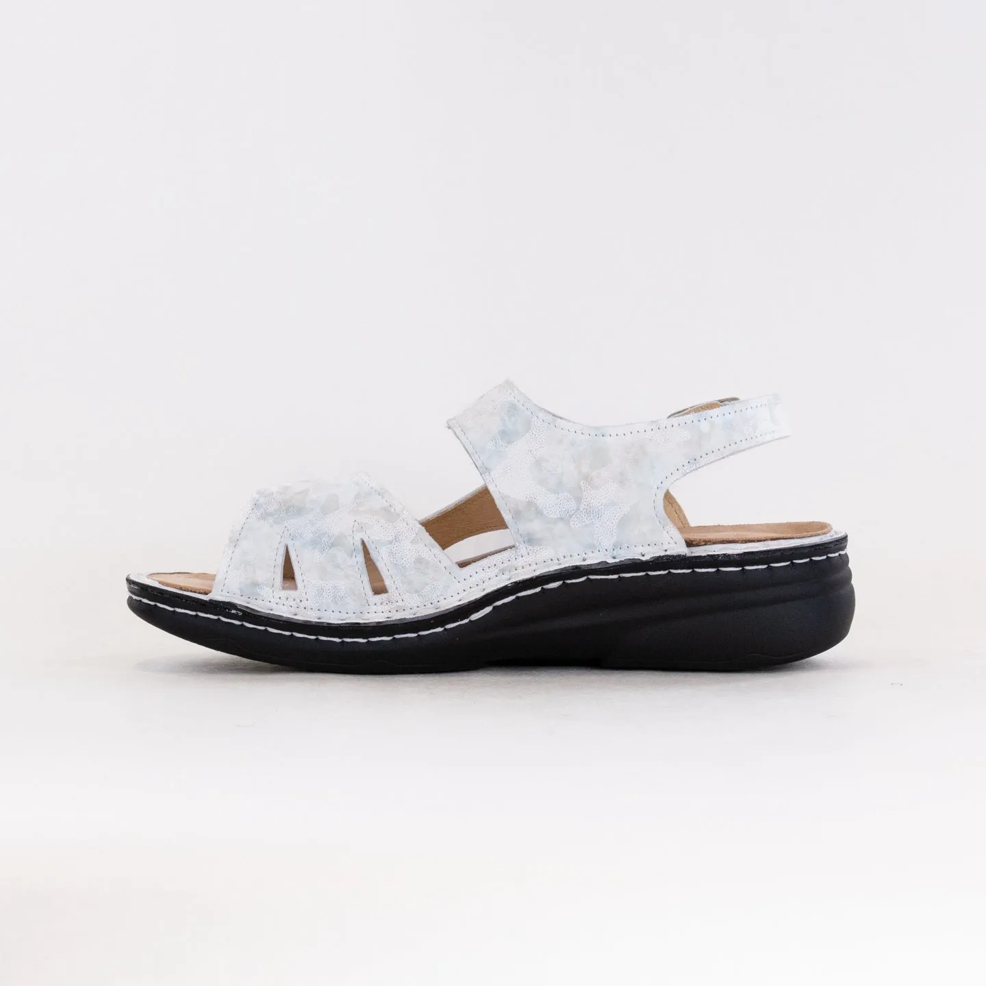Finn Comfort Barbuda (Women's) - Diva Mavi Motion Flow