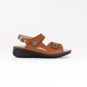 Finn Comfort Barbuda (Women's) - Saddle All Season Finn Comfort Barbuda (Women's) - Saddle Skin Breath