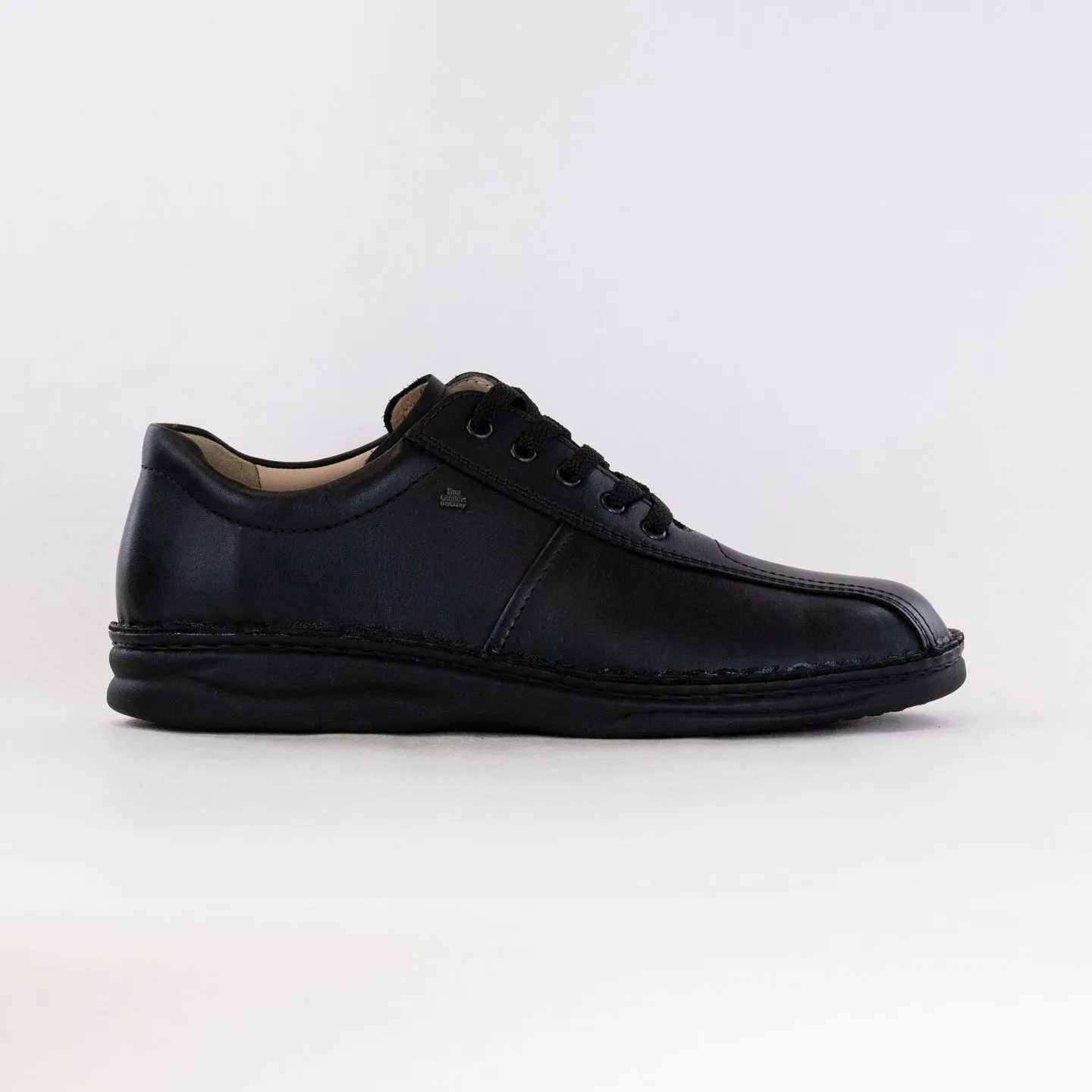 Finn Comfort Dijon (Men's) - Black Leather full flex