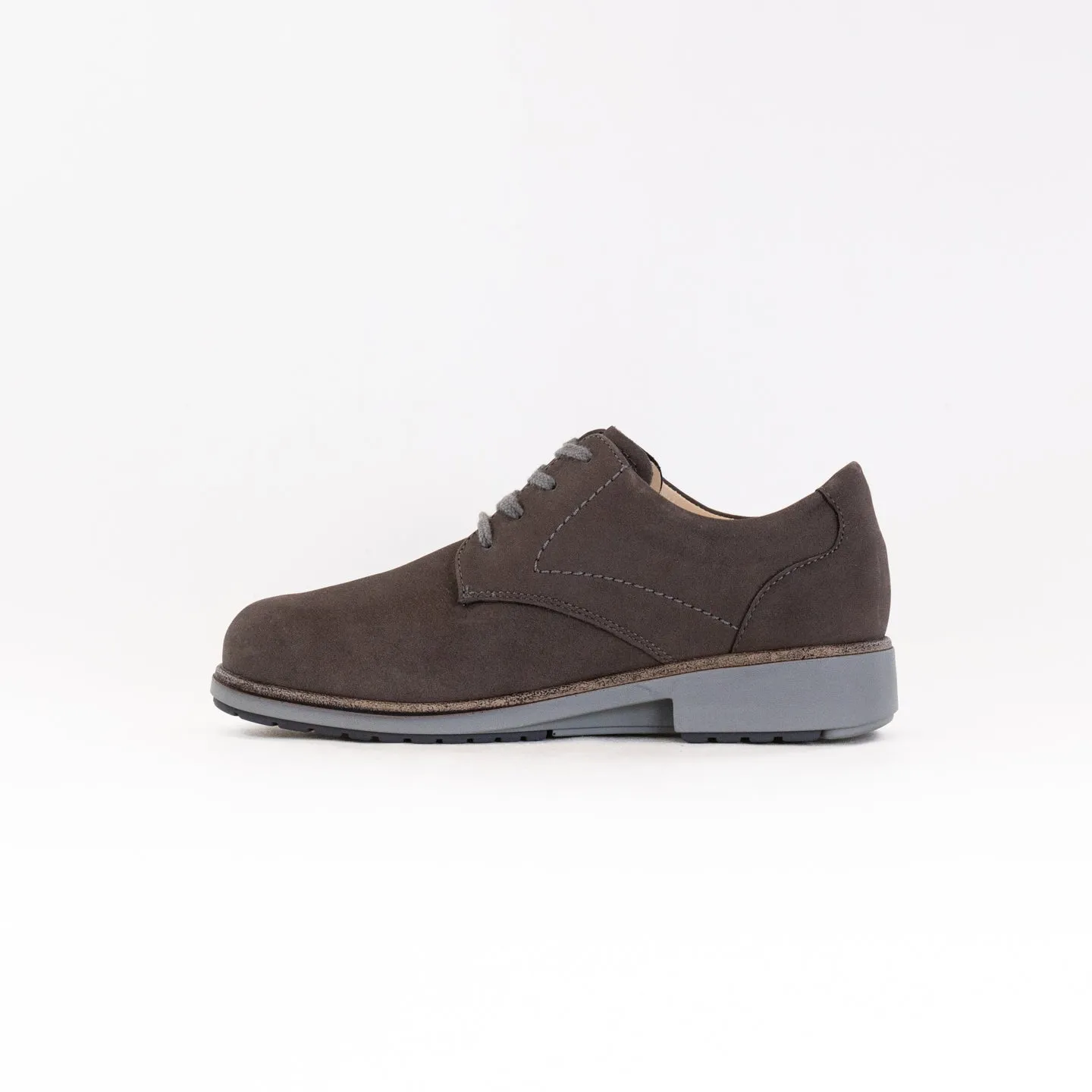 Finn Comfort Elmhurst (Women's) - Carbon chill proof