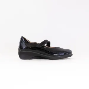 Finn Comfort Hempstead (Women's) - Black Leather support zone Finn Comfort Hempstead (Women's) - Black Leather rough path