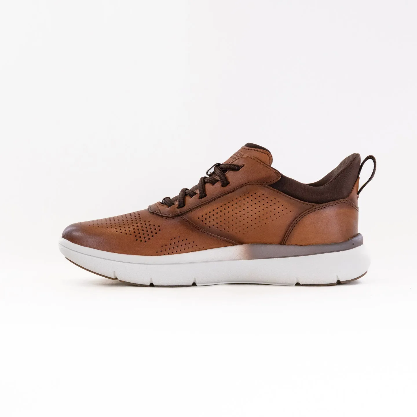 Florsheim Fleet Perf (Men's) - Cognac day hike