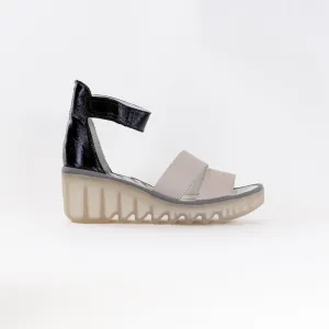 Fly London BONO290FLY (Women's) - Cloud/Black Beach Ease
