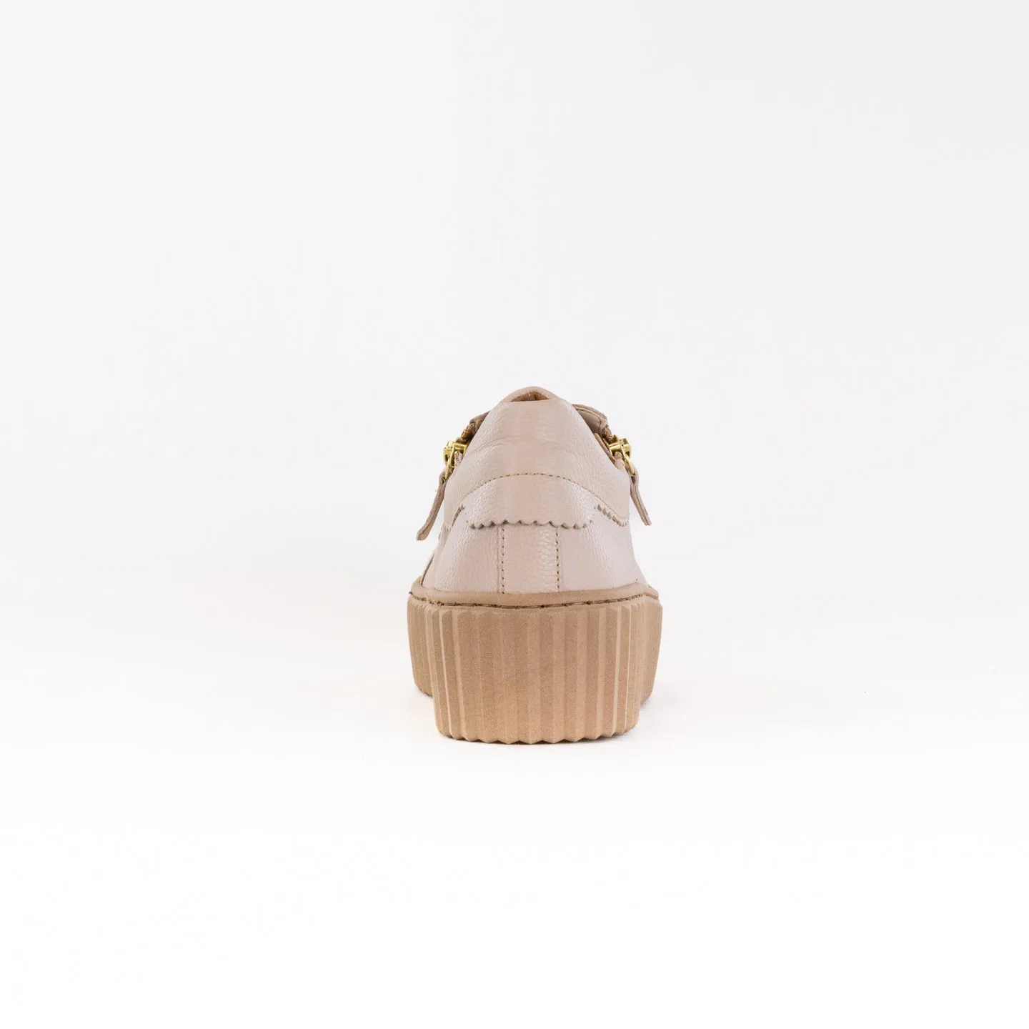 Gabor 53.200.22 Sneaker (Women's) - Sand Leather day travel