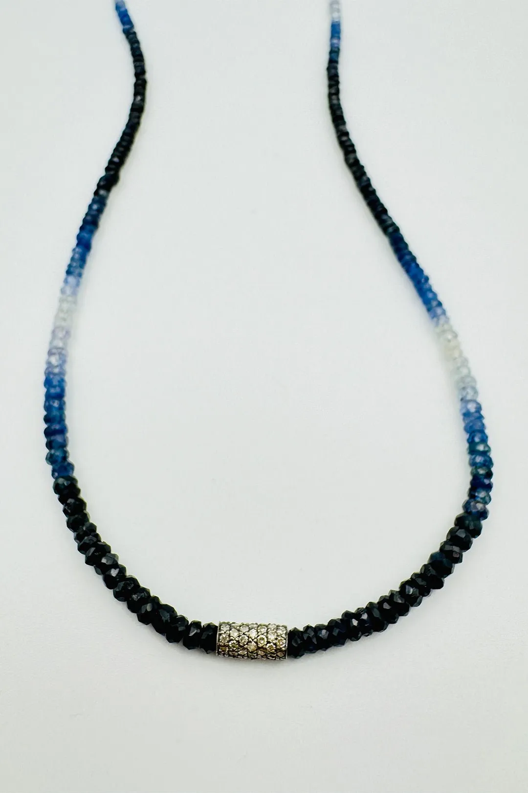 GRADIENT BLUE SAPPHIRE NECKLACE WITH DIAMOND TUBE BEAD romantic mood
