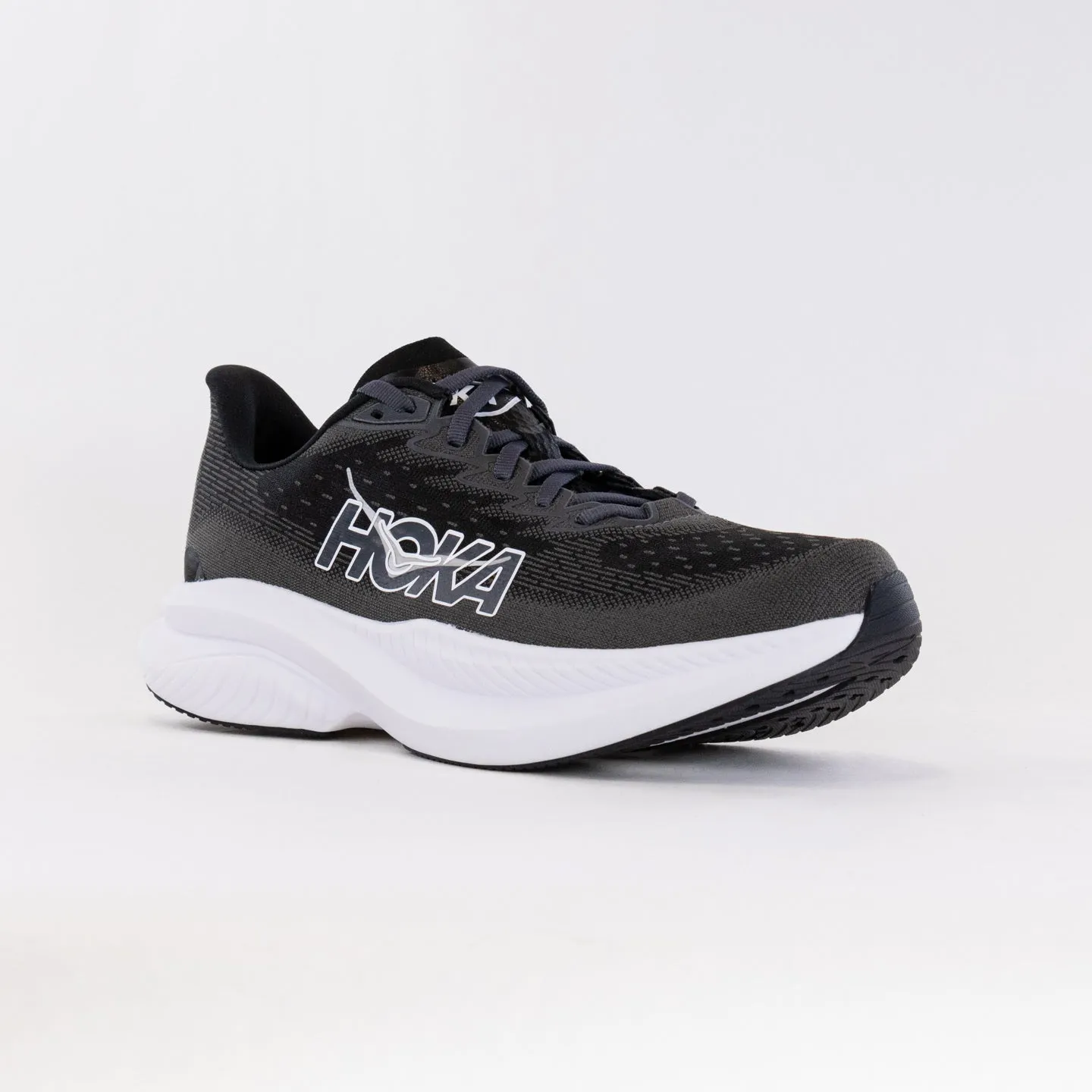 Hoka Mach 6 (Women's) - Black/White bounce mode