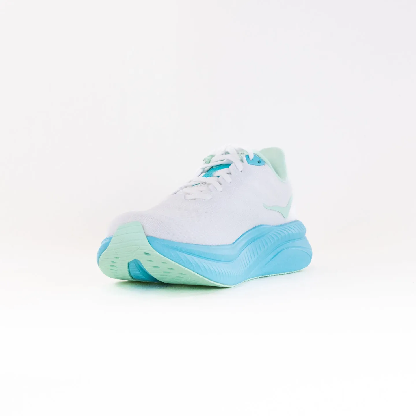 Hoka Mach 6 (Women's) - White/Cielo Blue fit harmony