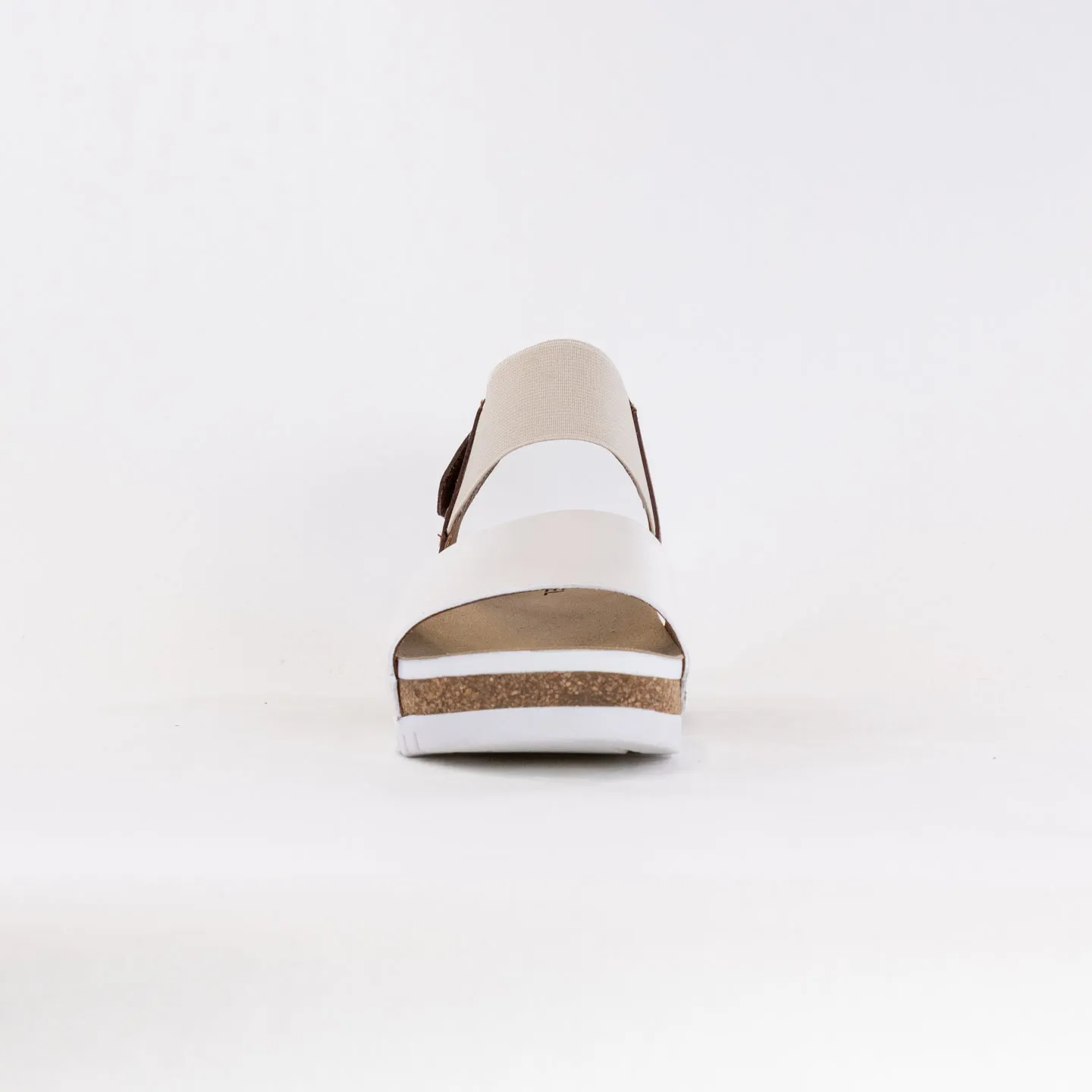 Josef Seibel Quinn 09 (Women's) - Creme Travel Calm