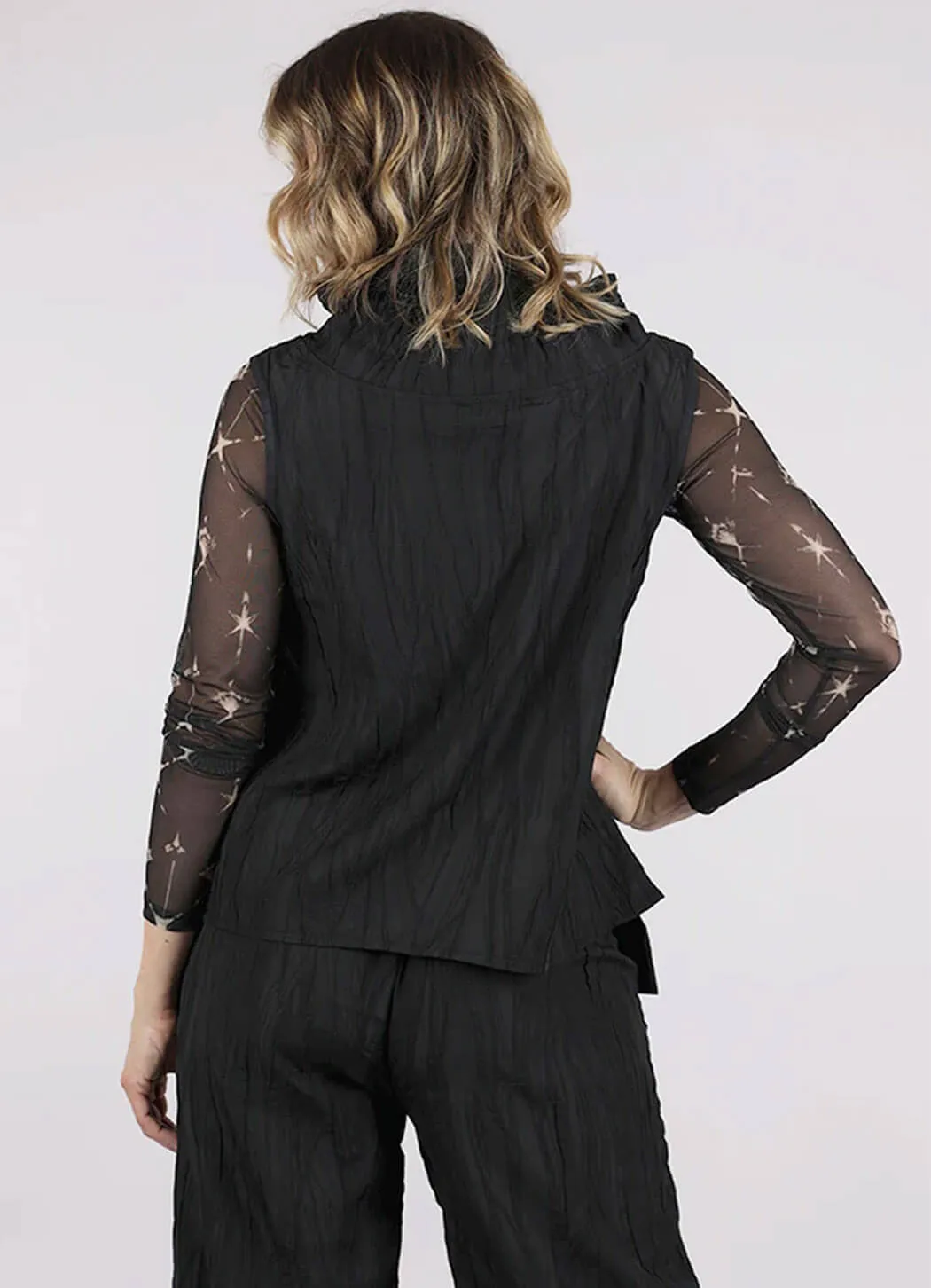 Kozan Aris Vest fall outfit