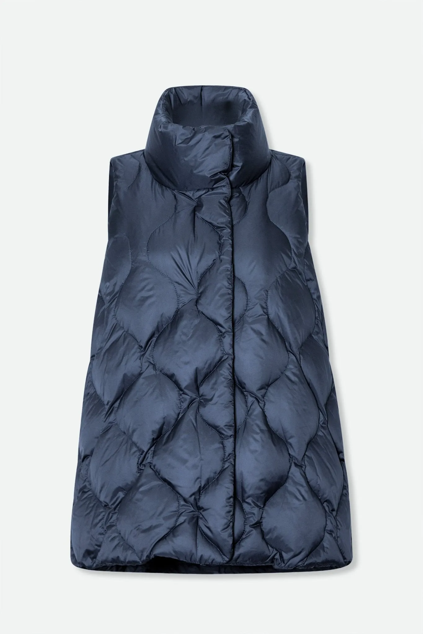 LA ROCHE VEST IN LIGHTWEIGHT GOOSE DOWN wind block