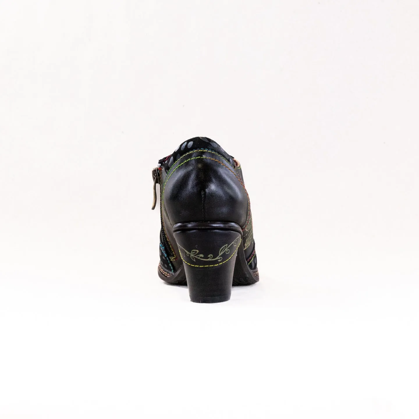 L'Artiste Huntera (Women's) - Black Multi soft landing