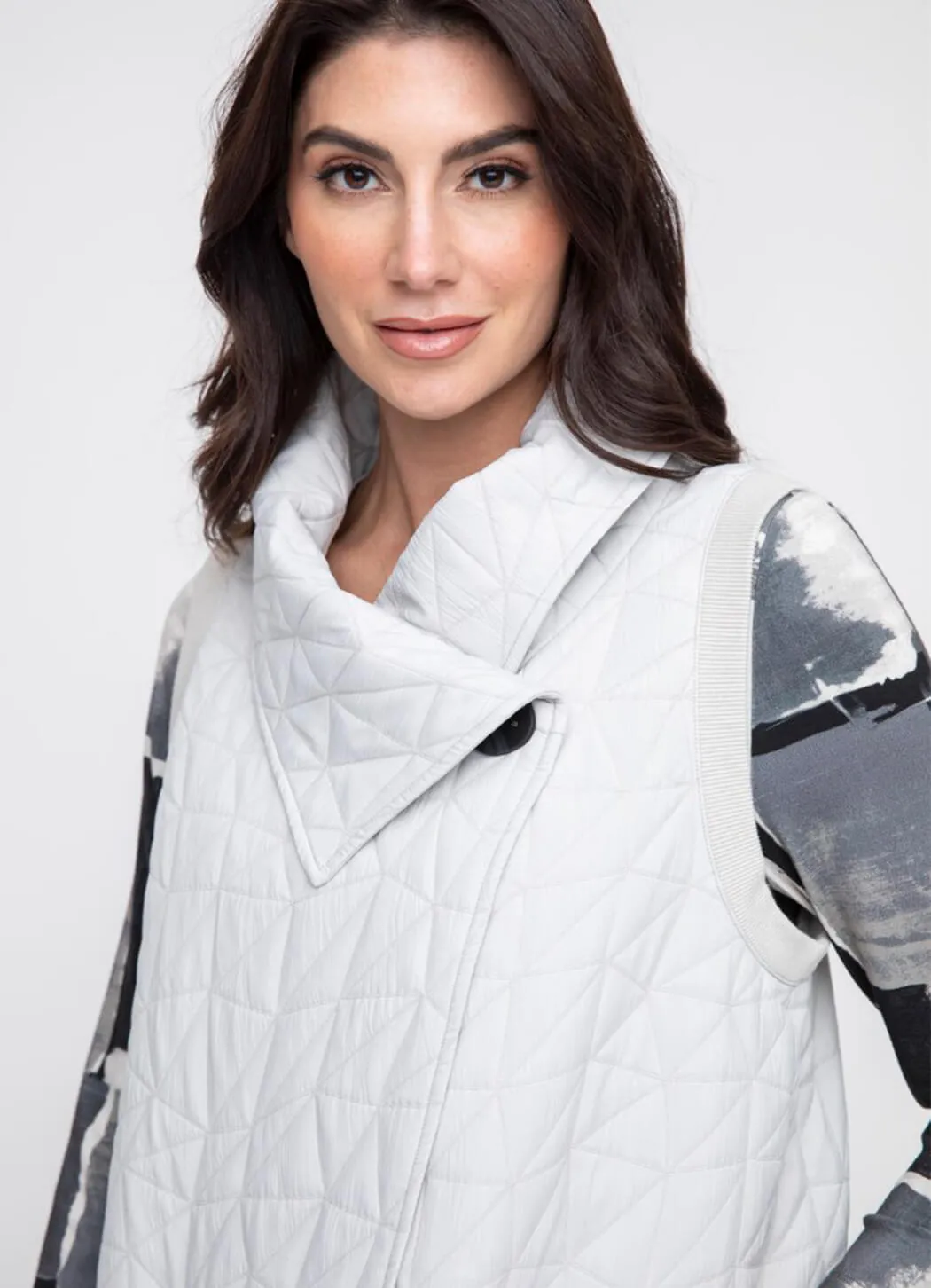 LIV Quilt Angled Pocket Vest cafe chill