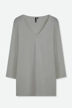 LONG SLEEVE DEEP V IN PIMA COTTON STRETCH - Final Few US size 10 daily companion LONG SLEEVE DEEP V IN PIMA COTTON STRETCH - Final Few US size 10 breathe easy