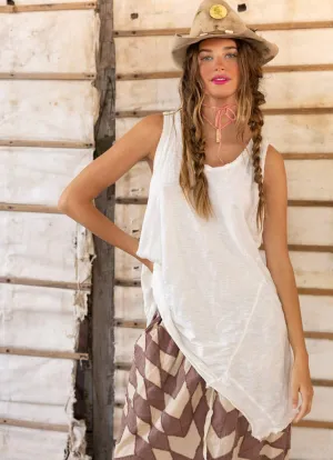 Magnolia Pearl Paz Tank fit beat Magnolia Pearl Paz Tank go casual