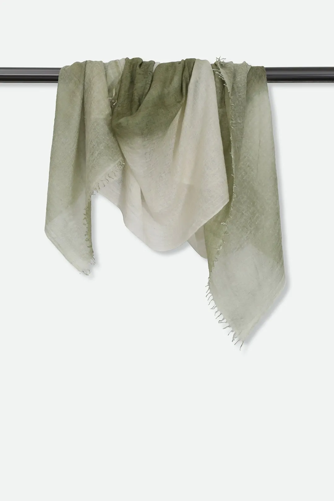 MORNING FIELDS SCARF IN HAND DYED CASHMERE weekend wear