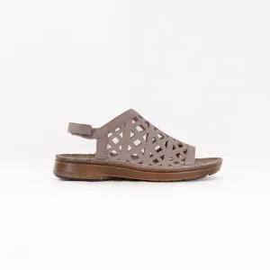 Naot Amadora (Women's) - Stone Everyday Trip Naot Amadora (Women's) - Stone Stay Cool