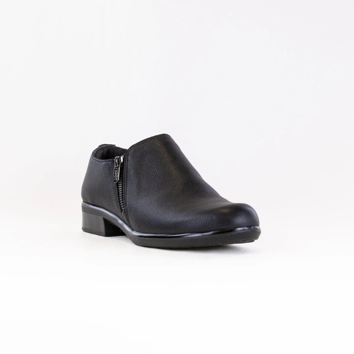 Naot Autan (Women's) - Black Soft Leather slope stability