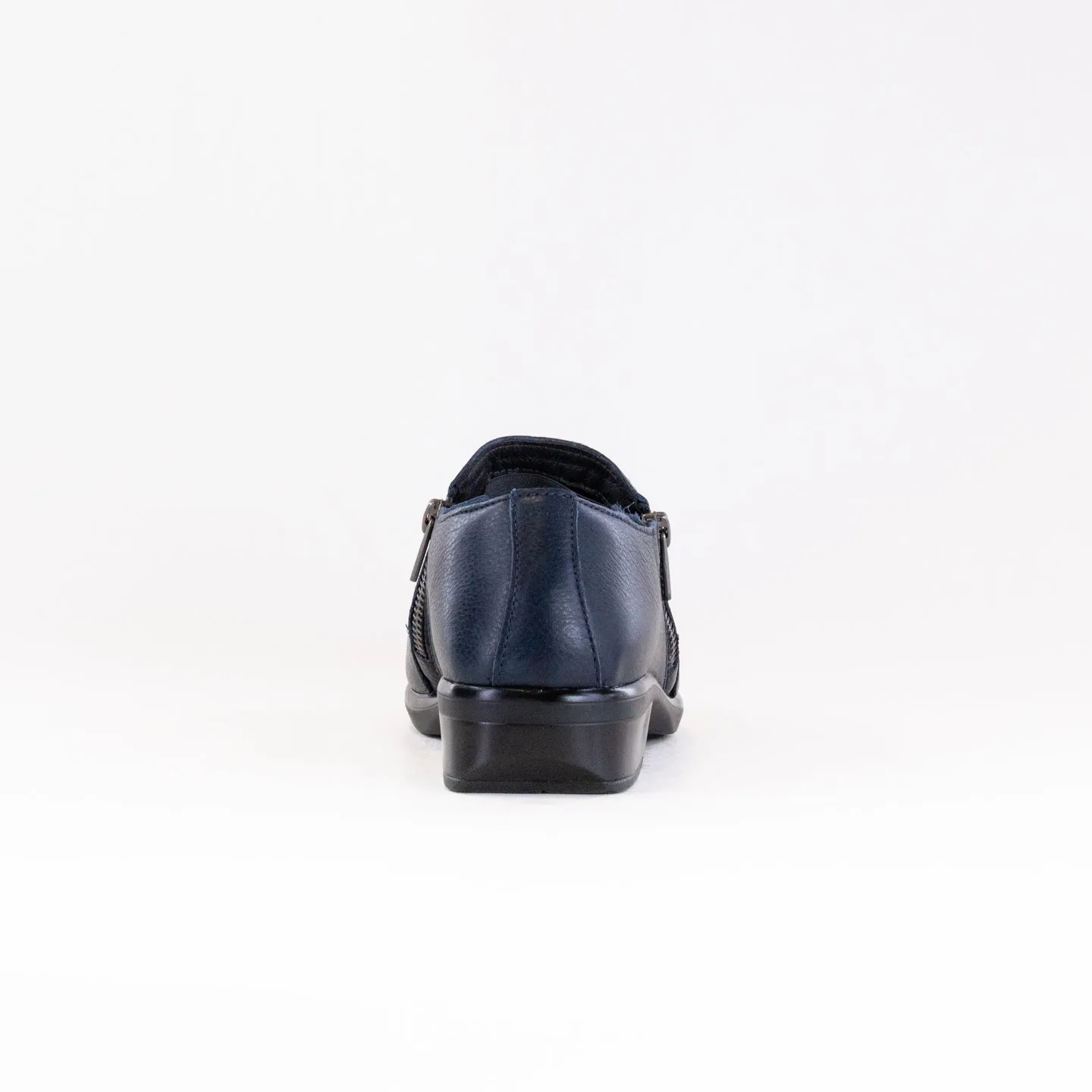 Naot Autan (Women's) - Ink built-to-last