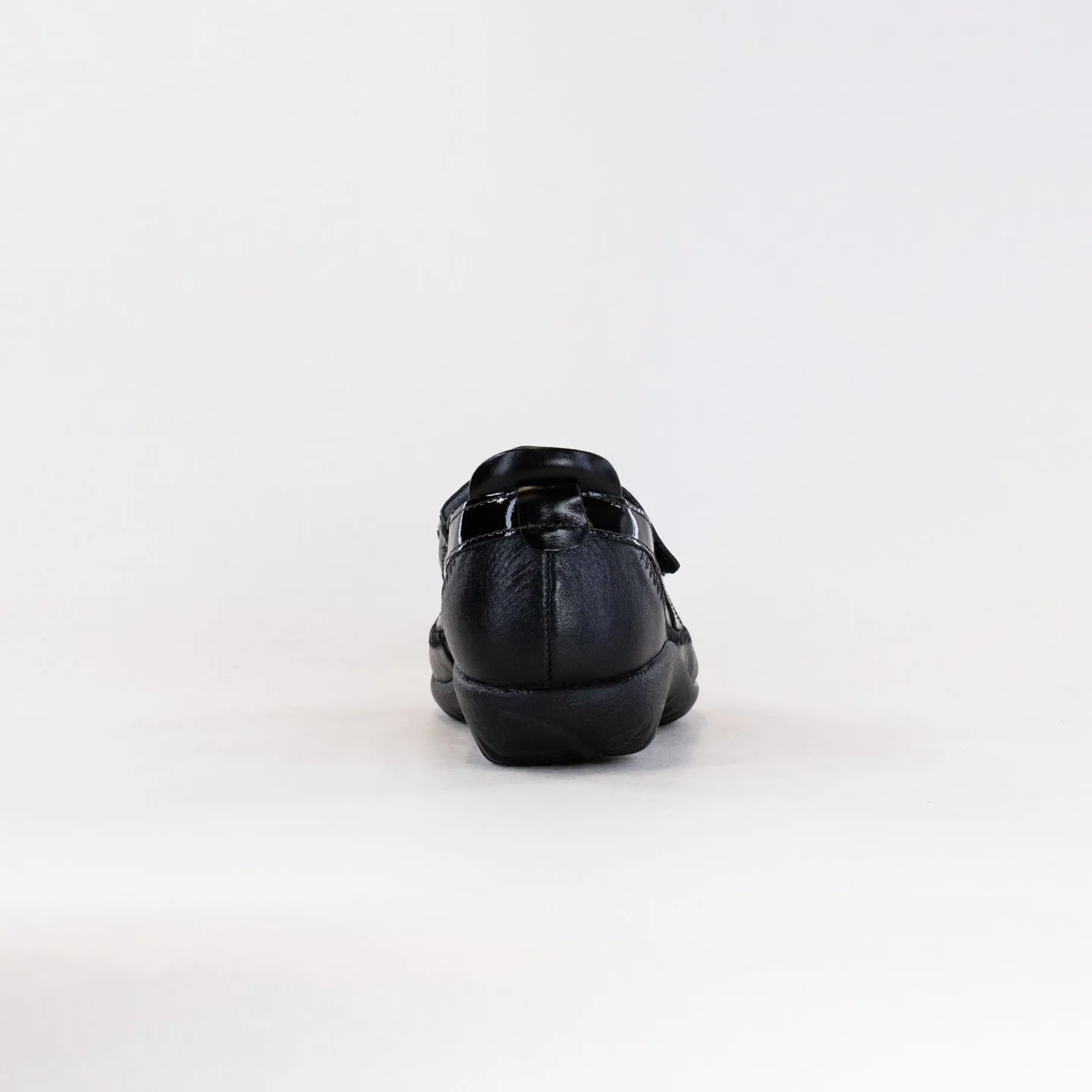 Naot Kirei Wide (Women's) - Black firm lock