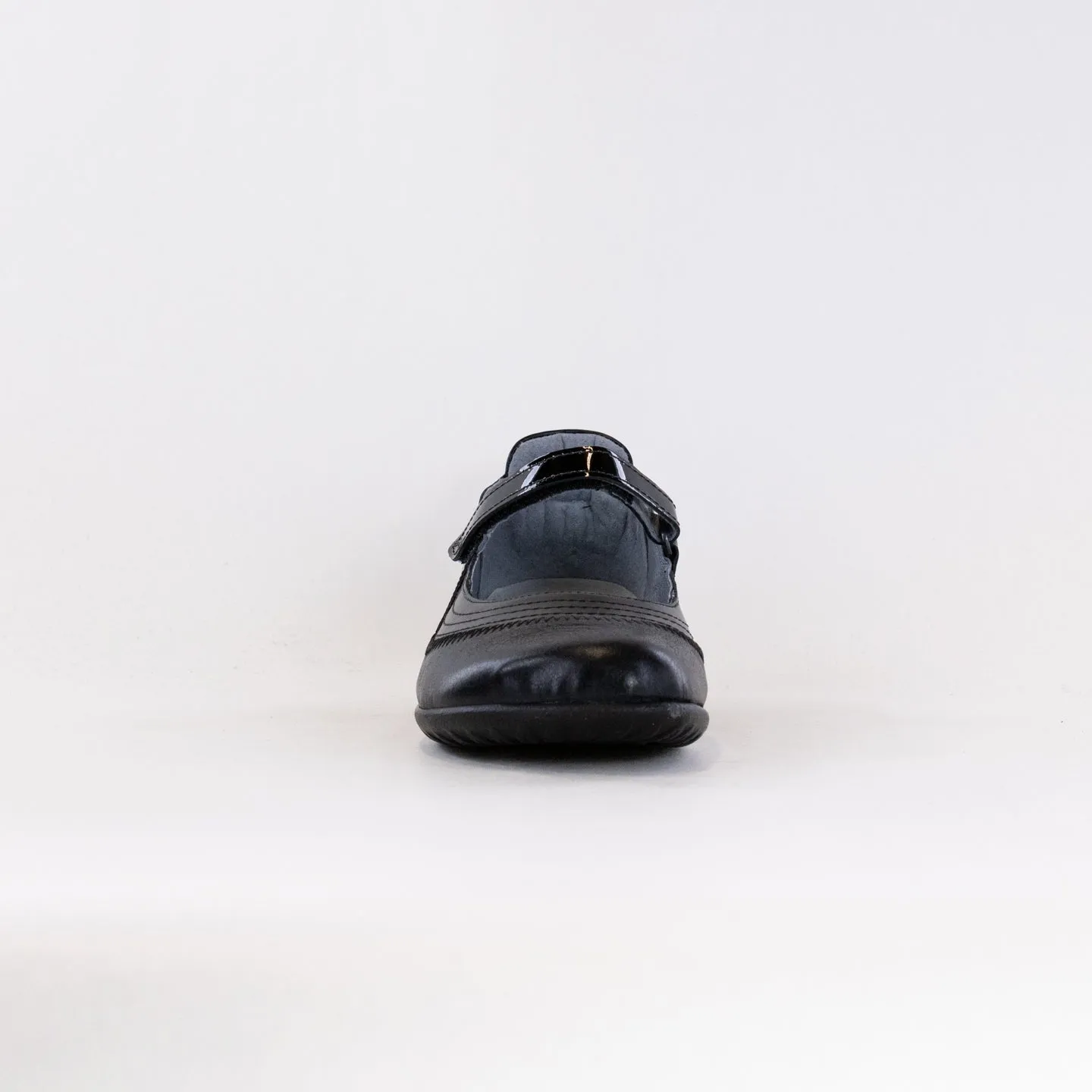 Naot Kirei Wide (Women's) - Black smooth landings