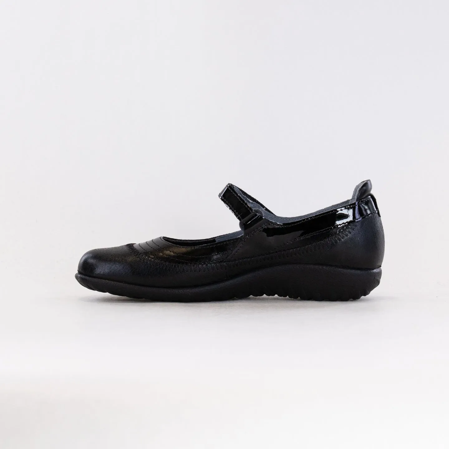Naot Kirei Wide (Women's) - Black heat retention