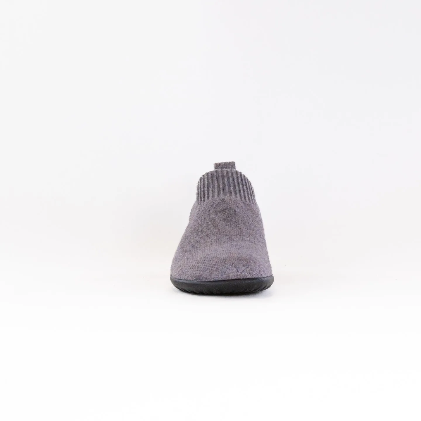 Naot Nuku (Women's) - Gray Knit W/ Black explore gear