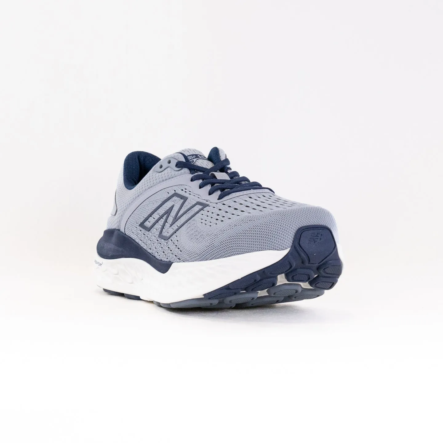 New Balance 1540V4 (Men's) - Aluminum Grey/Navy heel wrap