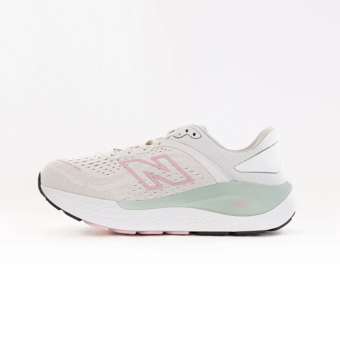 New Balance 1540V4 (Women's) - Turtledove/Silver Moss wind pace