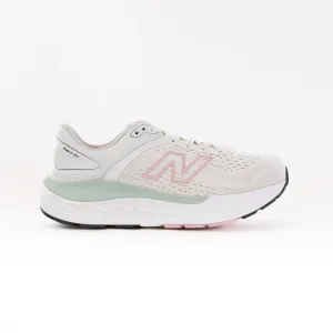 New Balance 1540V4 (Women's) - Turtledove/Silver Moss active base New Balance 1540V4 (Women's) - Turtledove/Silver Moss step relief