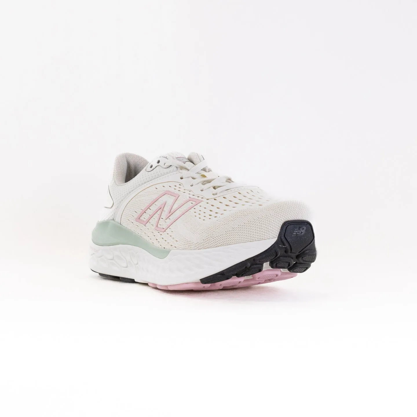 New Balance 1540V4 (Women's) - Turtledove/Silver Moss relax mood