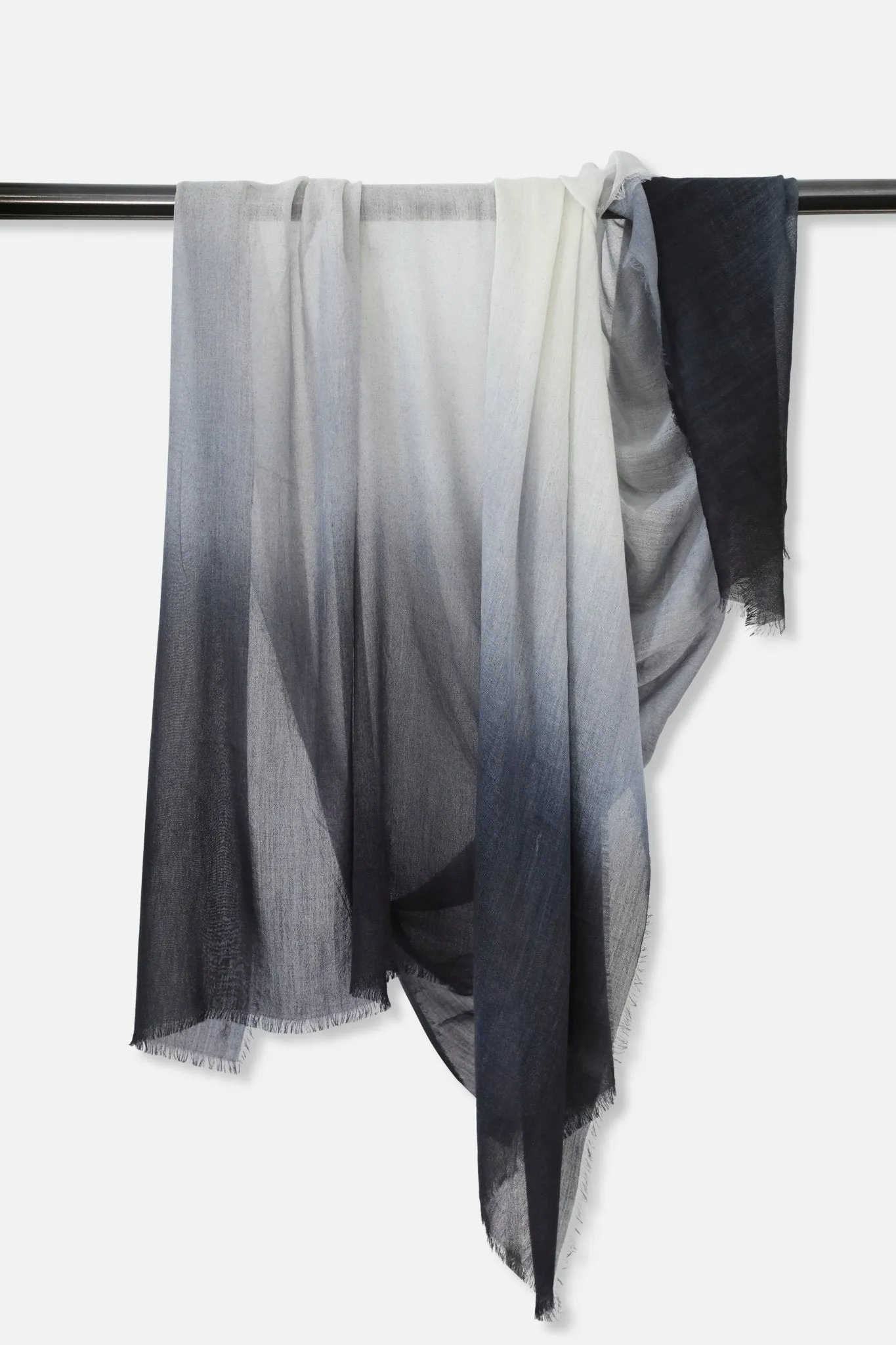 NIVES ITALIAN HAND PAINTED STOLE IN CASHMERE MONOCHROME DEGREDE EDITION travel vibe