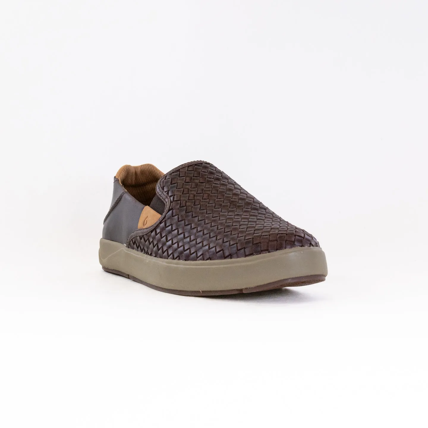 Olukai Lae'ahi Lauhala (Men's) - Dark Wood understated elegance