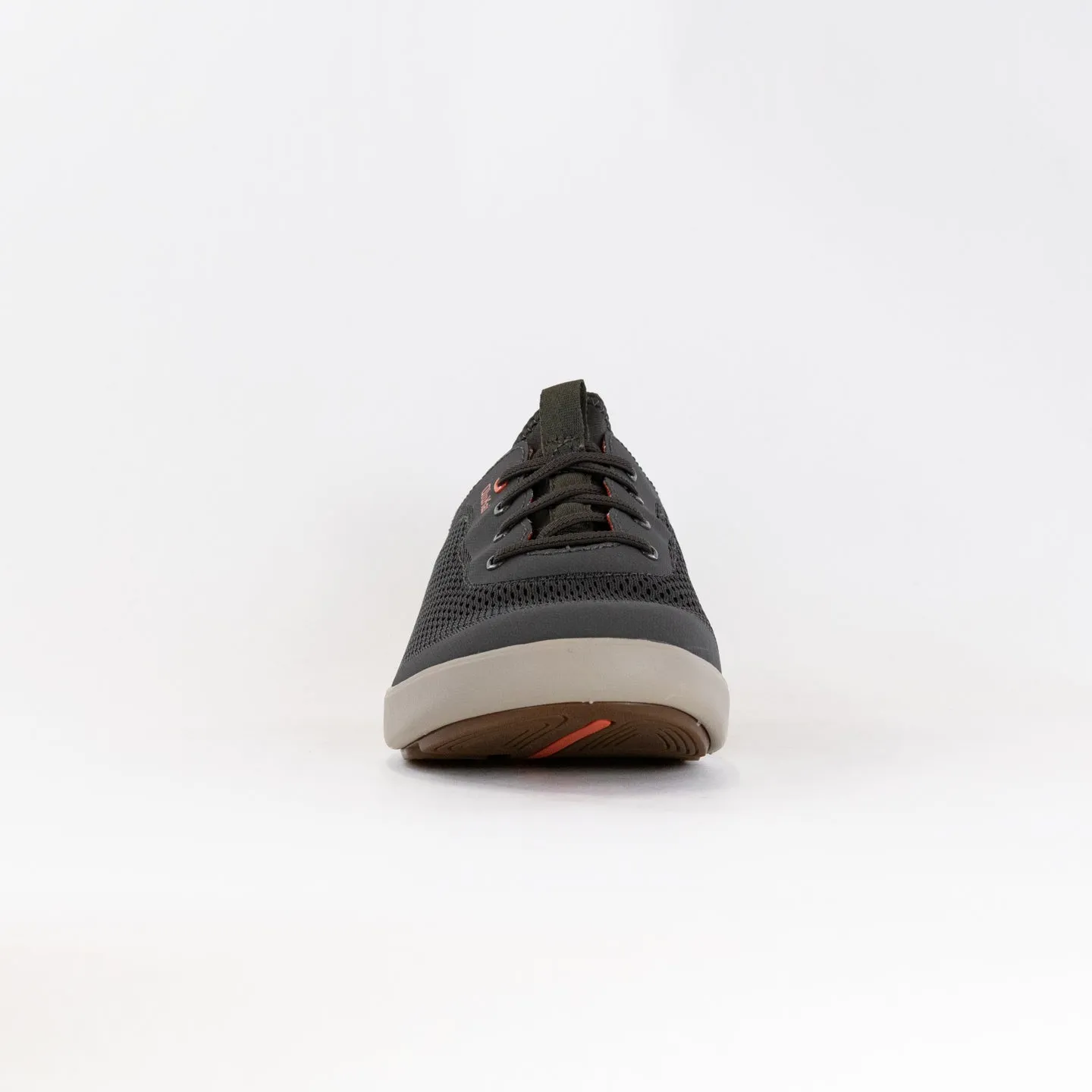 OluKai Moku Pae (Men's) - Island Salt/Koi ground guard