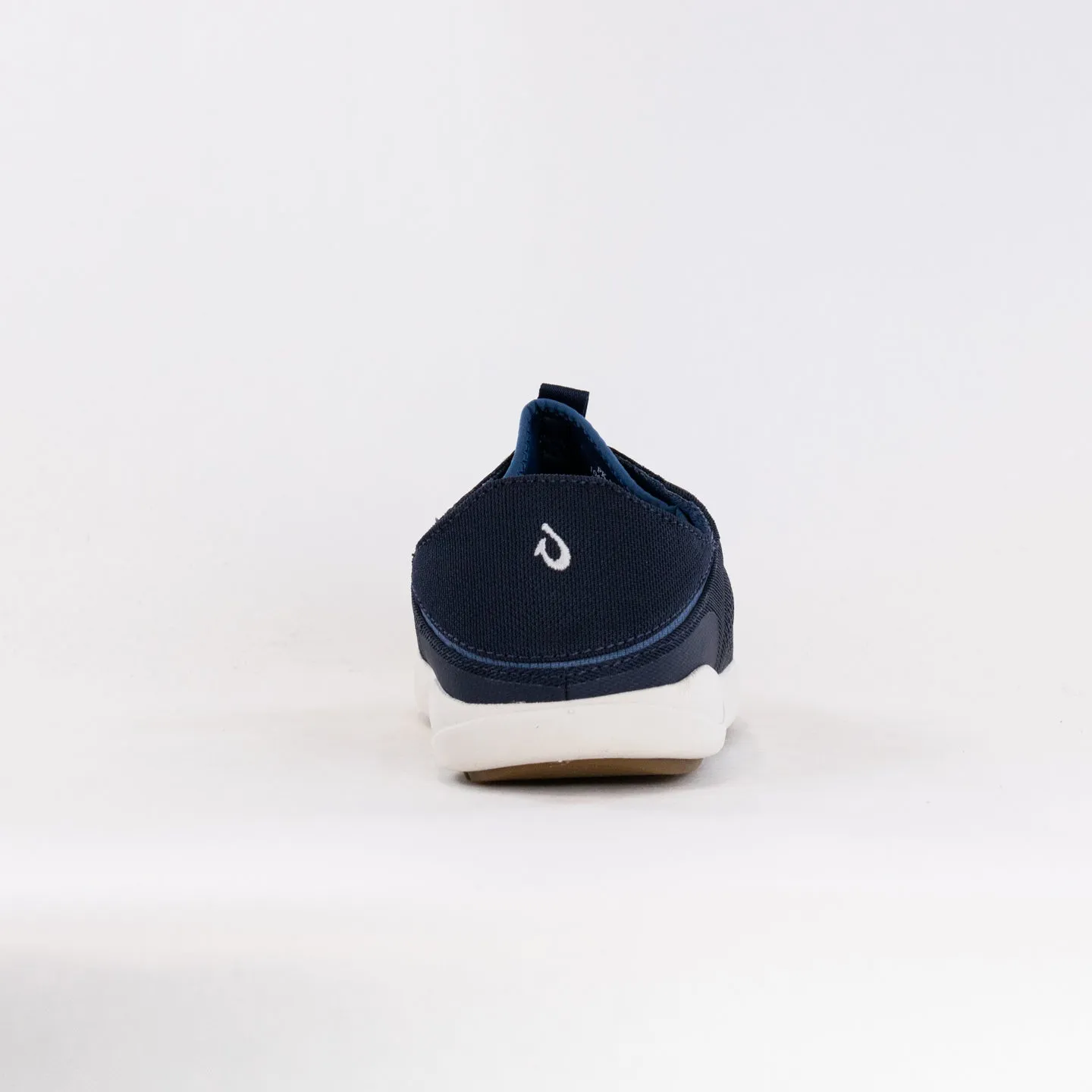 OluKai Moku Pae (Men's) - Trench Blue/Off White snow traction