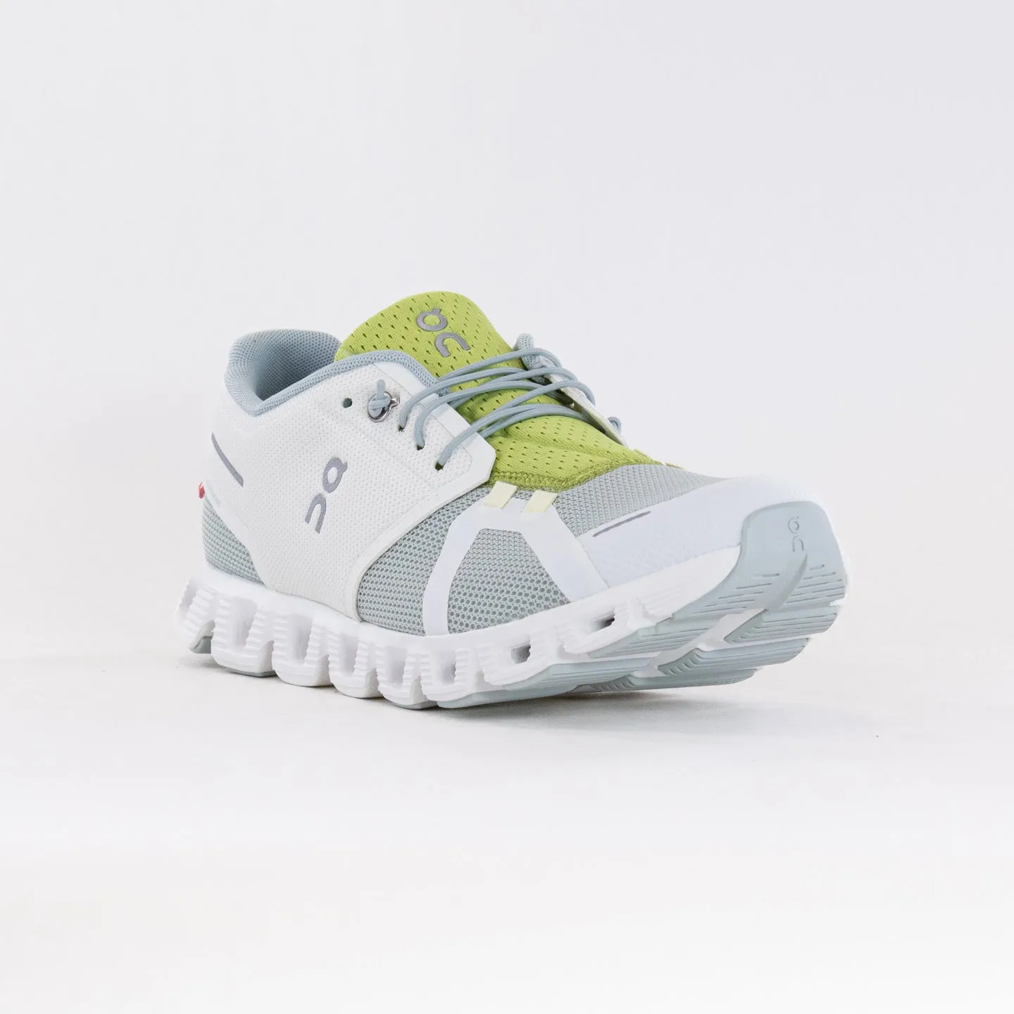 On Cloud 5 Push (Men's) - Glacier Zest leg comfort
