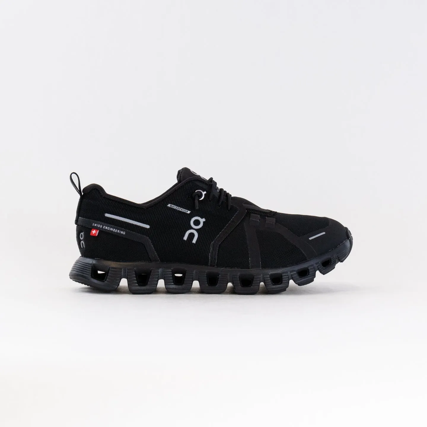 On Cloud 5 Waterproof (Women's) - All Black balance mode