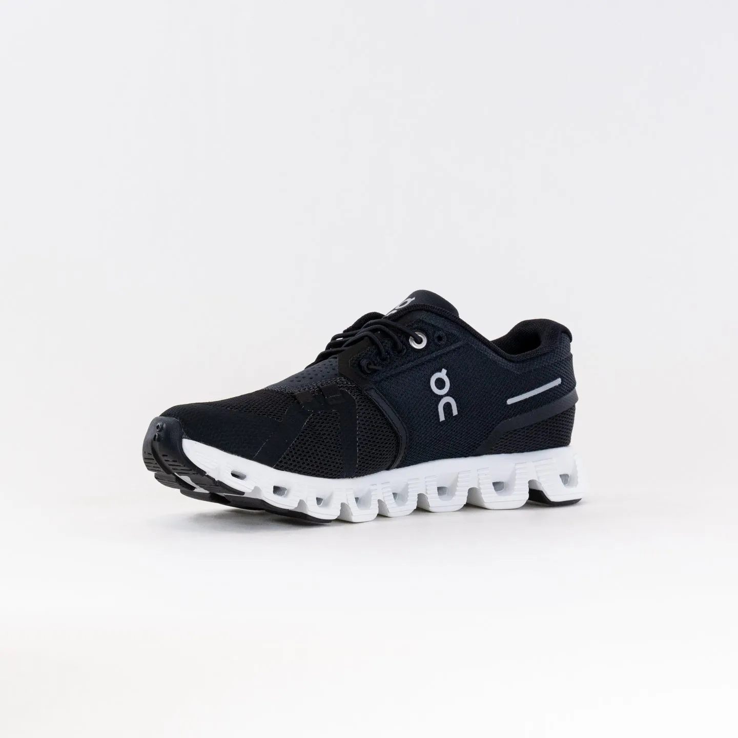 On Cloud 5 (Women's) - Black/White gear rush
