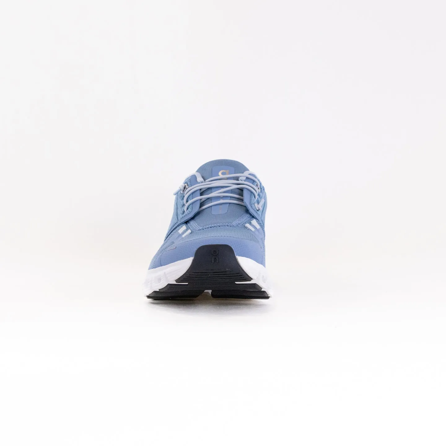 On Cloud 6 (Women's) - Chambray/White endure path