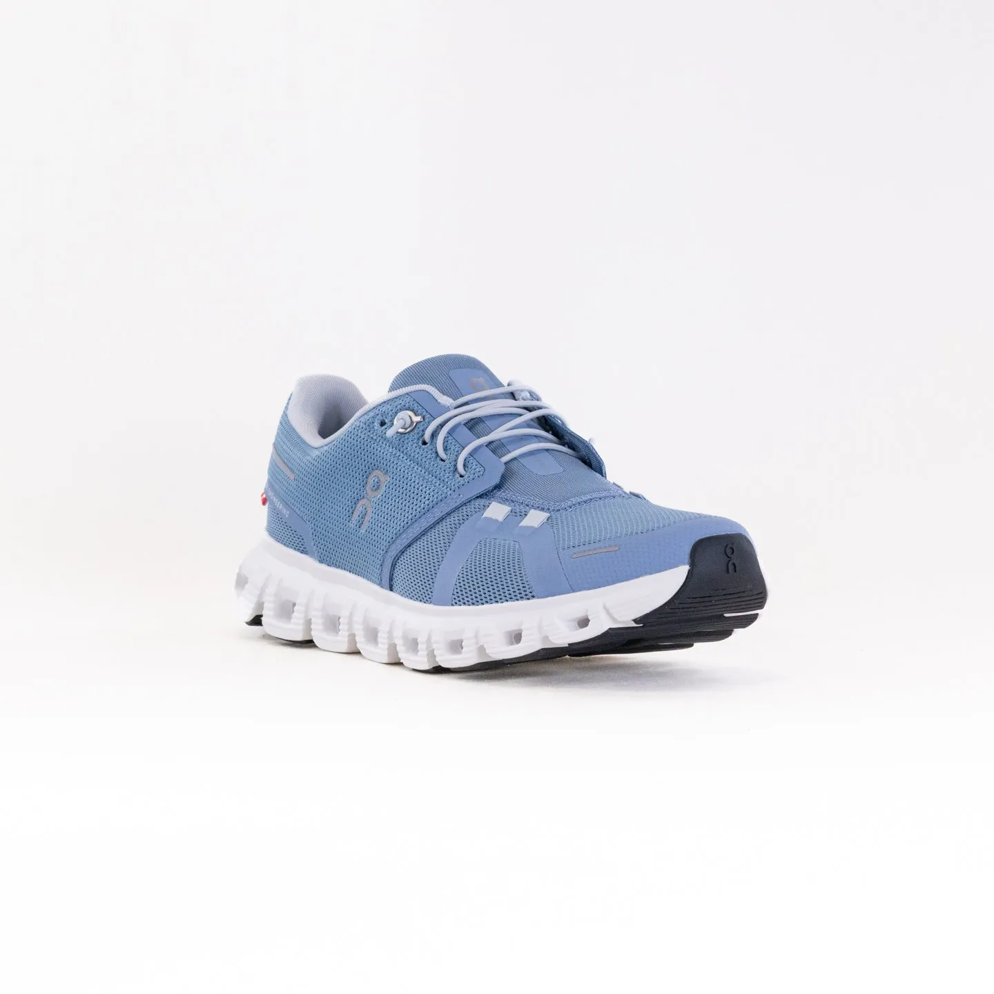 On Cloud 6 (Women's) - Chambray/White balance mode