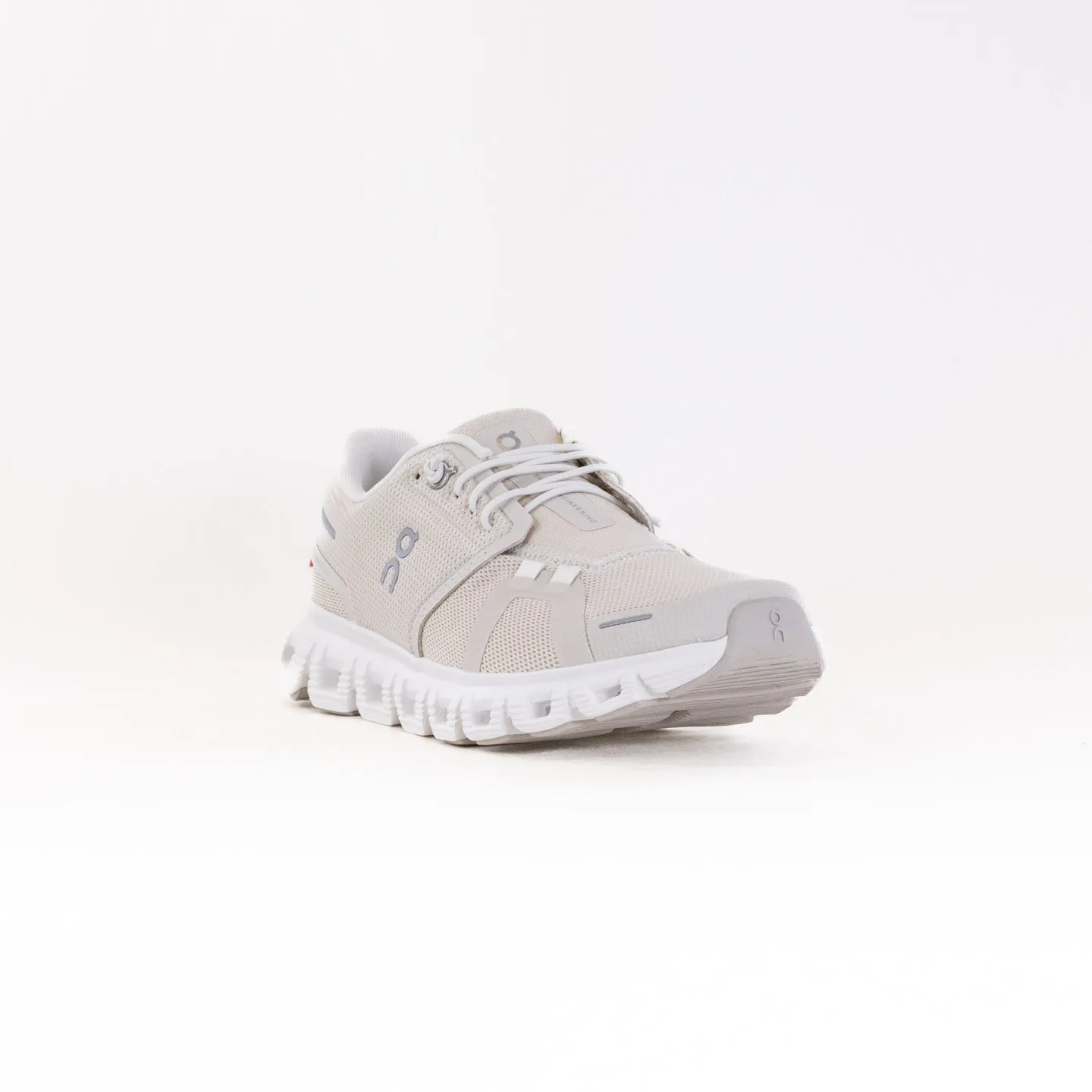 On Cloud 6 (Women's) - Pearl/White weather guard