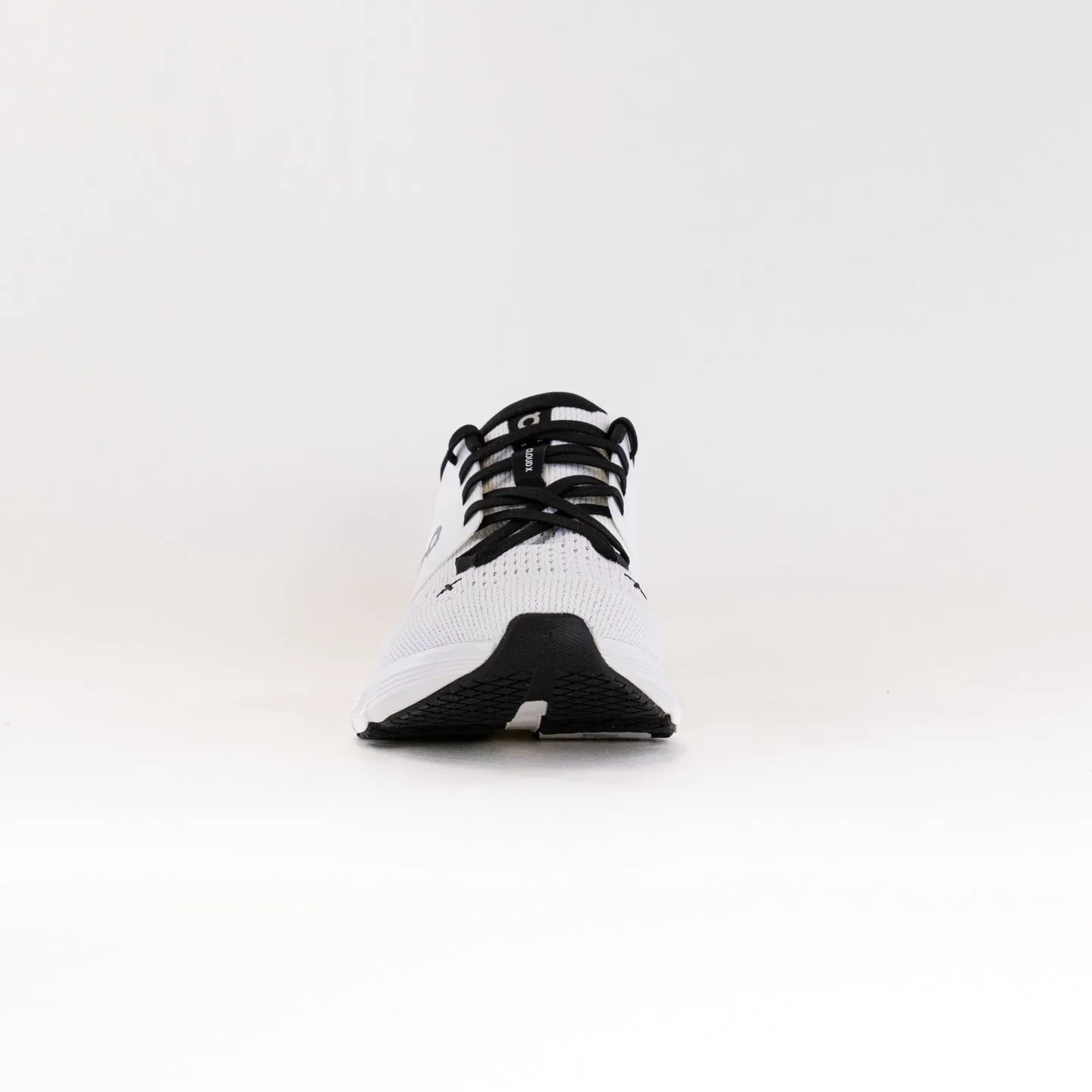 On Cloud X 4 (Men's) - Ivory/Black sole focus