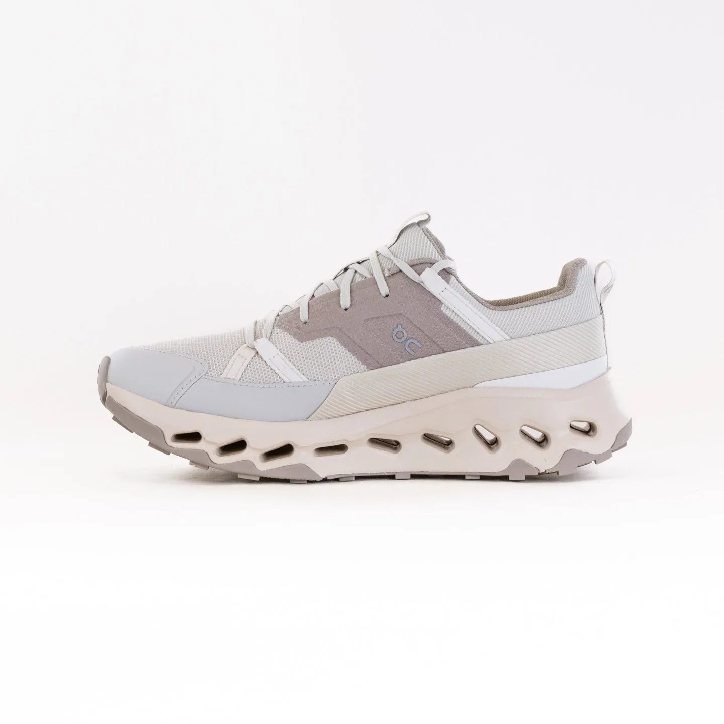 On Cloudhorizon (Women's) - Ice/Cream track light