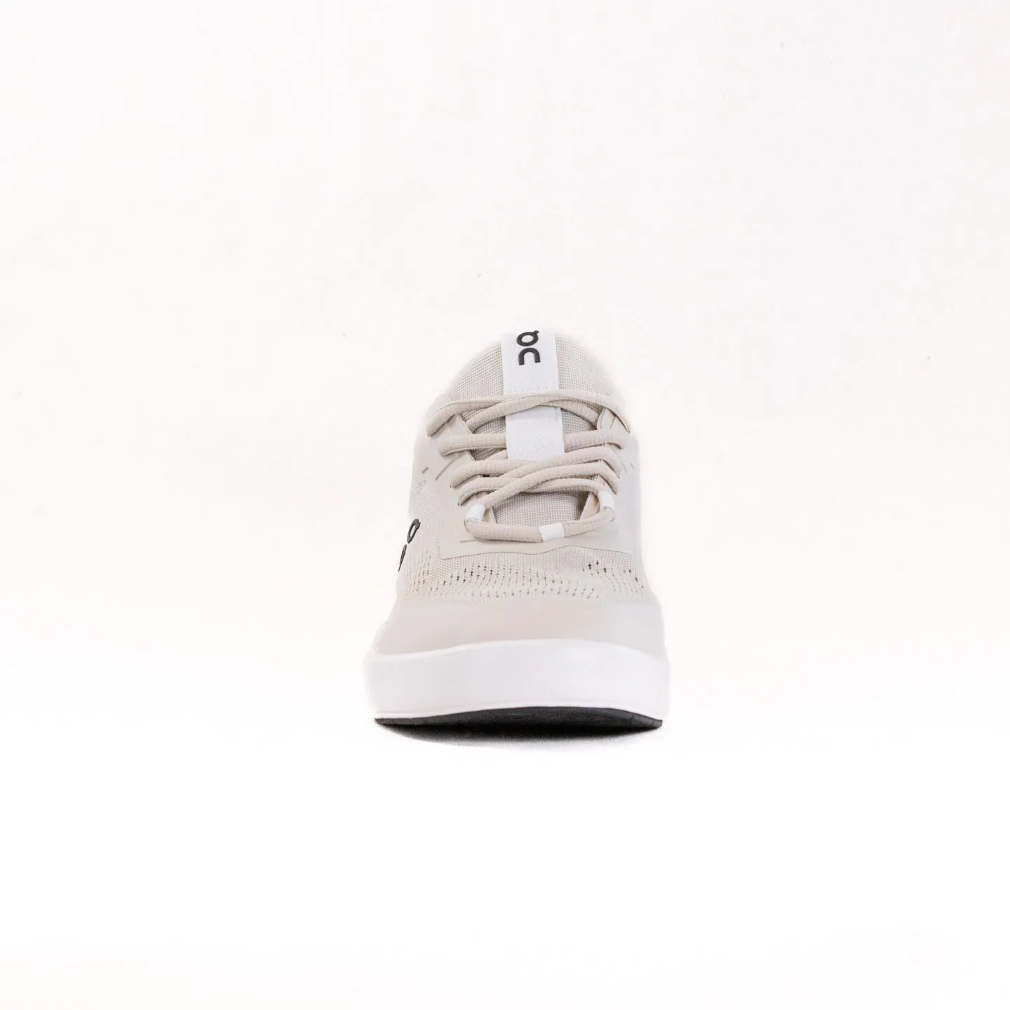 On The Roger Spin (Women's) - Sand/Ivory strong hold