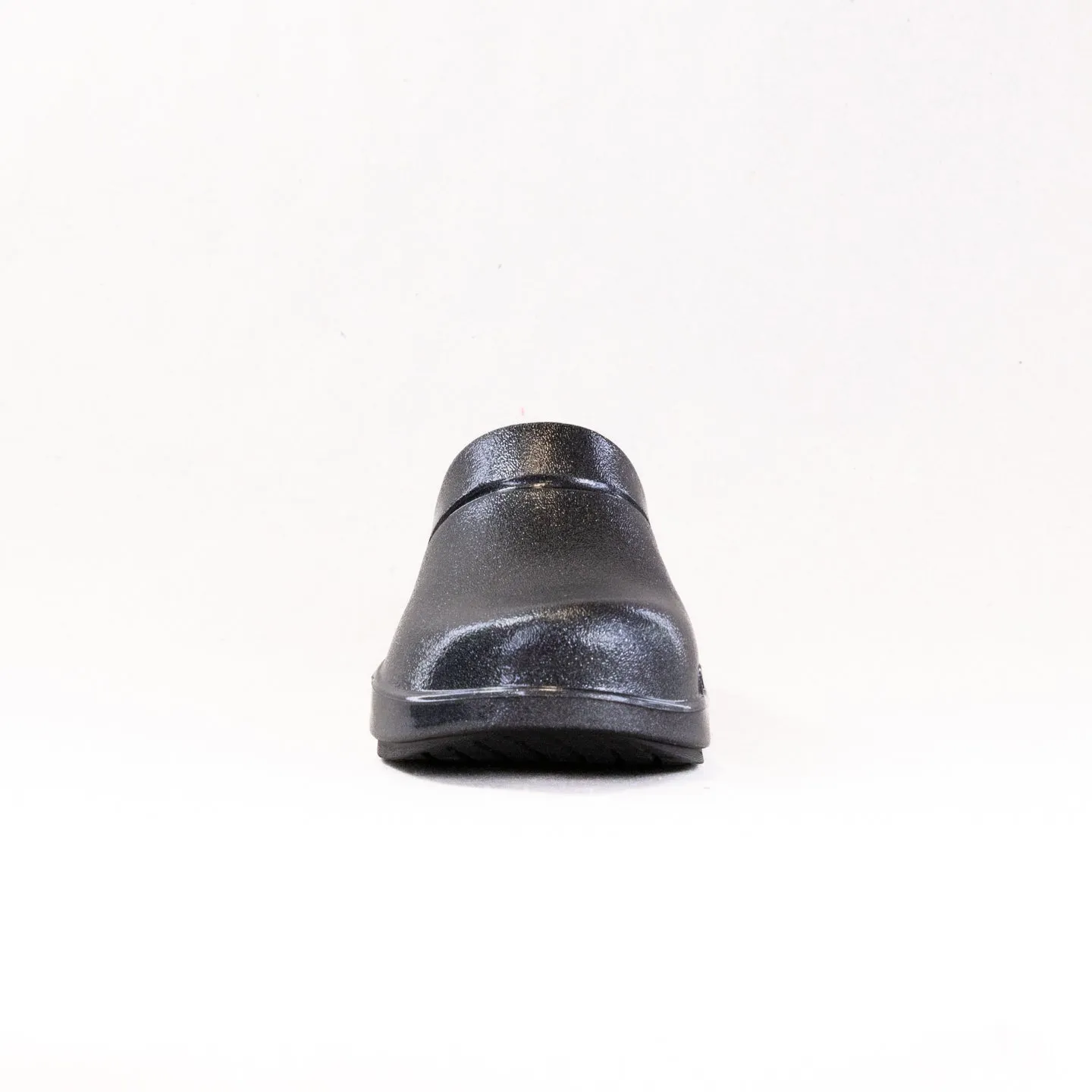 OOFOS OOCloog Clog (Women's) - Black Sparkle field walk