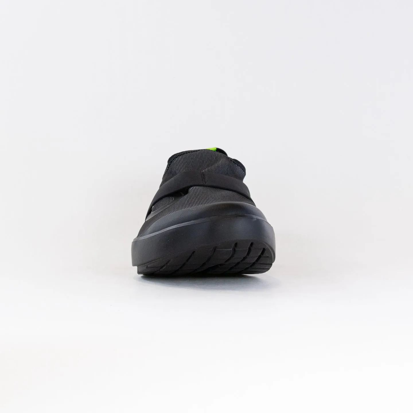 OOFOS OOmg Fibre Low (Men's) - Black/Grey steady pace